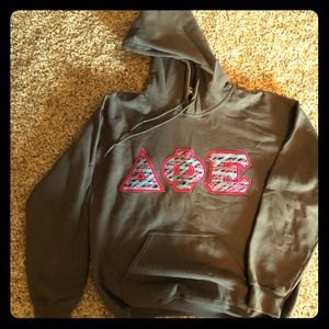 DPhiE hoodie sweatshirt - super comfy!